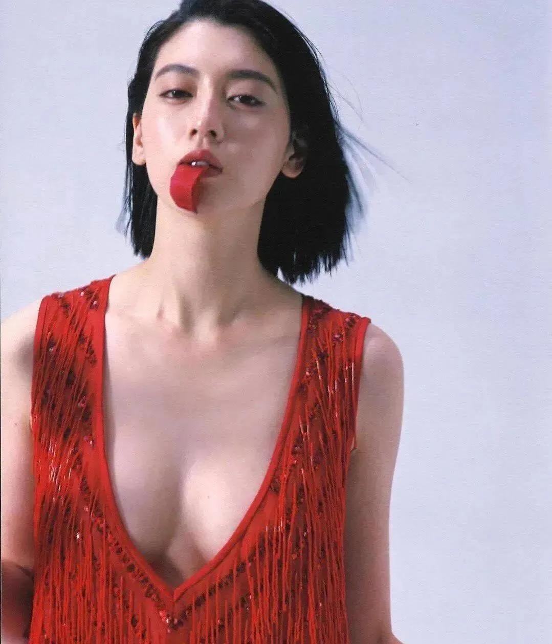 周杰伦的MV女主从来没让我们失望，高级脸的三吉彩花