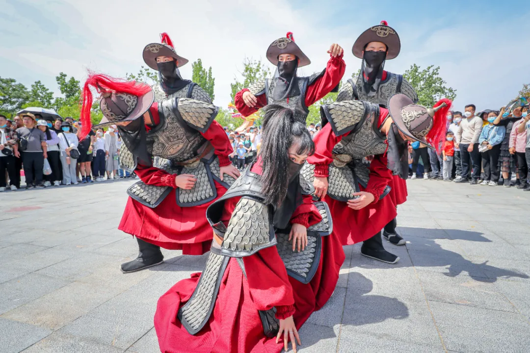 即将迎新开放,福利限时抢!清明上河园“乐虎年卡”正式开售