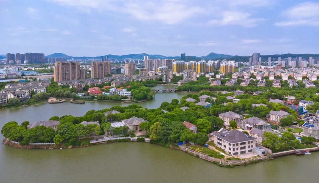 外地人補繳社保即可買房，南京為了樓市有多拼