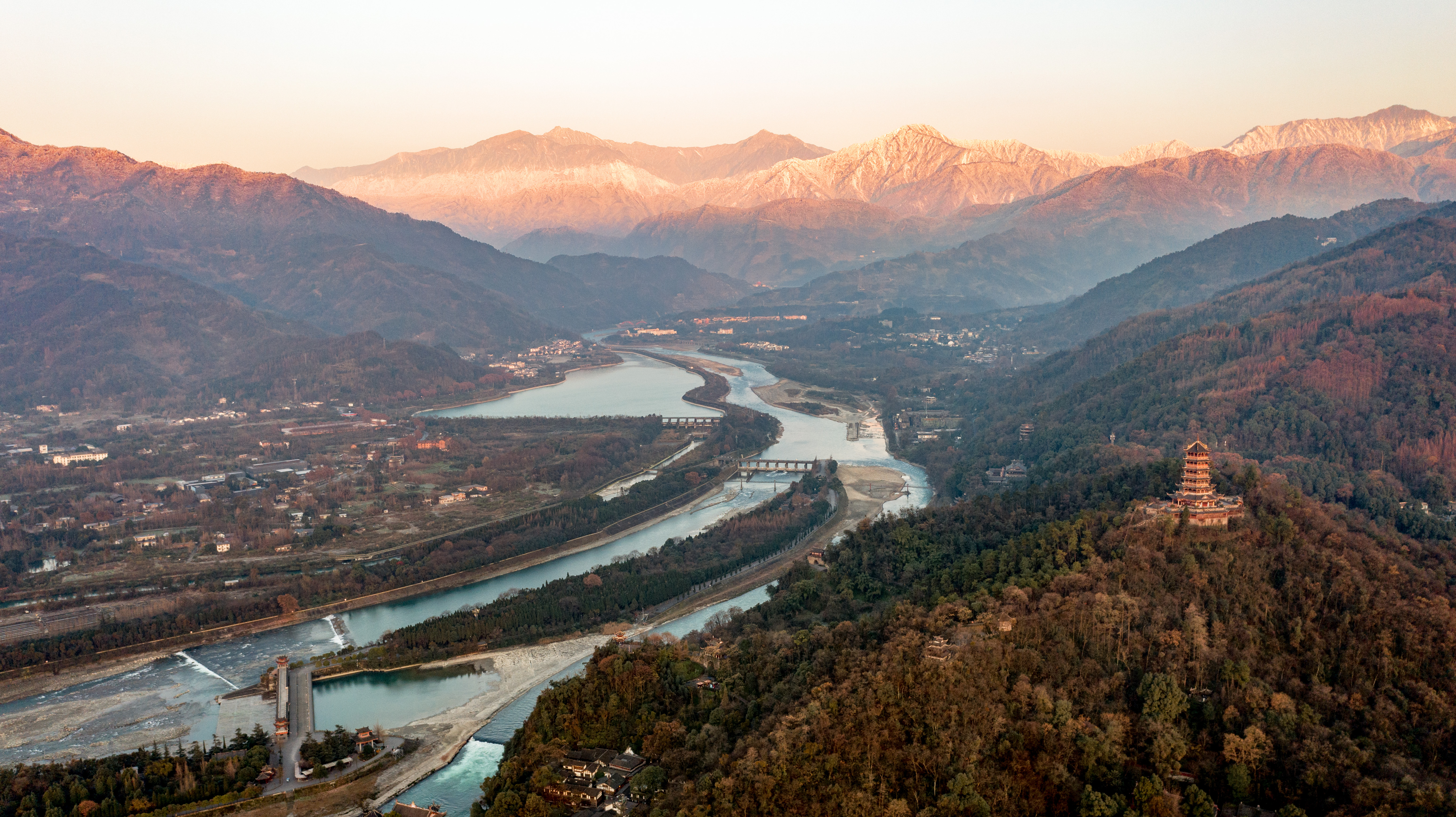 大九寨文旅发展联盟大会举行都江堰市助力打造世界级旅游目的地