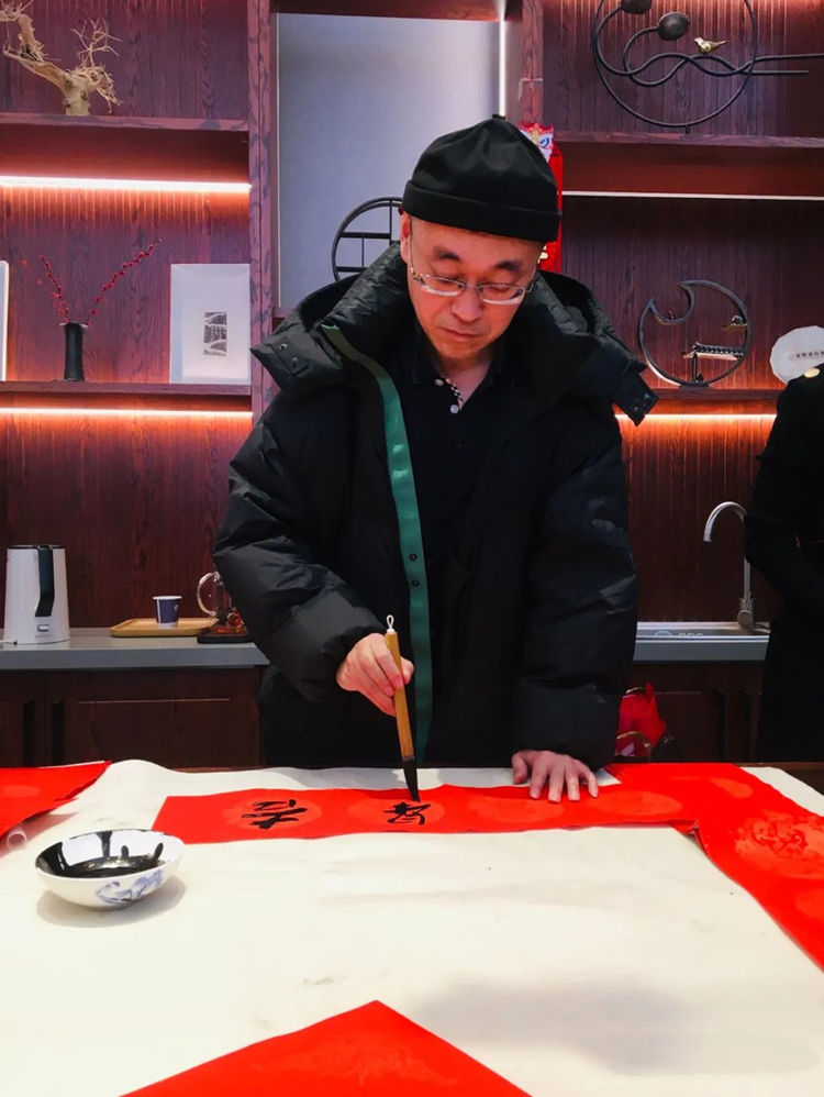 徐銜︱冰雪之約——慶祝北京冬奧會(huì)中國(guó)畫(huà)三十家學(xué)術(shù)邀請(qǐng)展