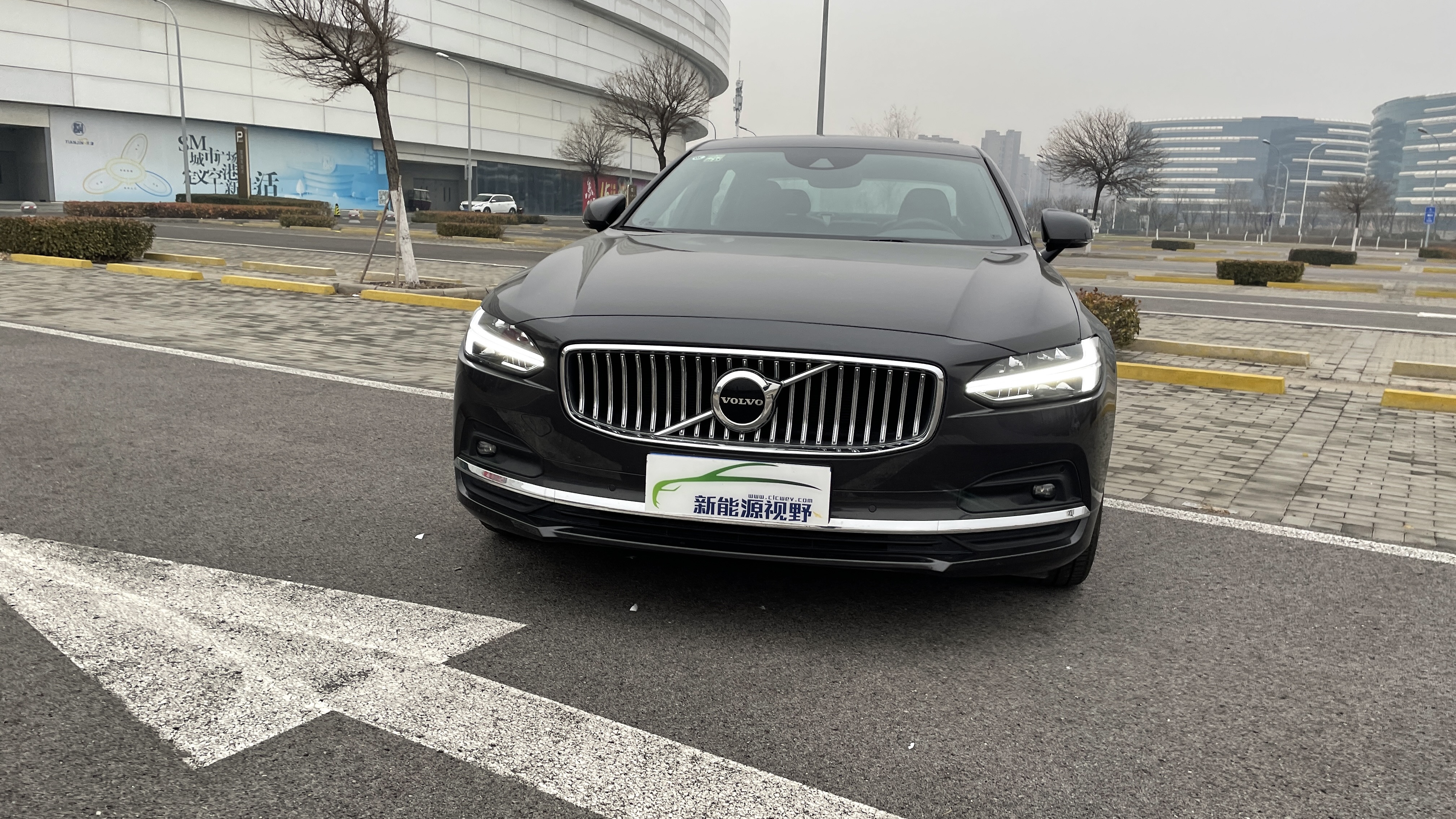 商务精英的心动之选沃尔沃新款s90内外兼修