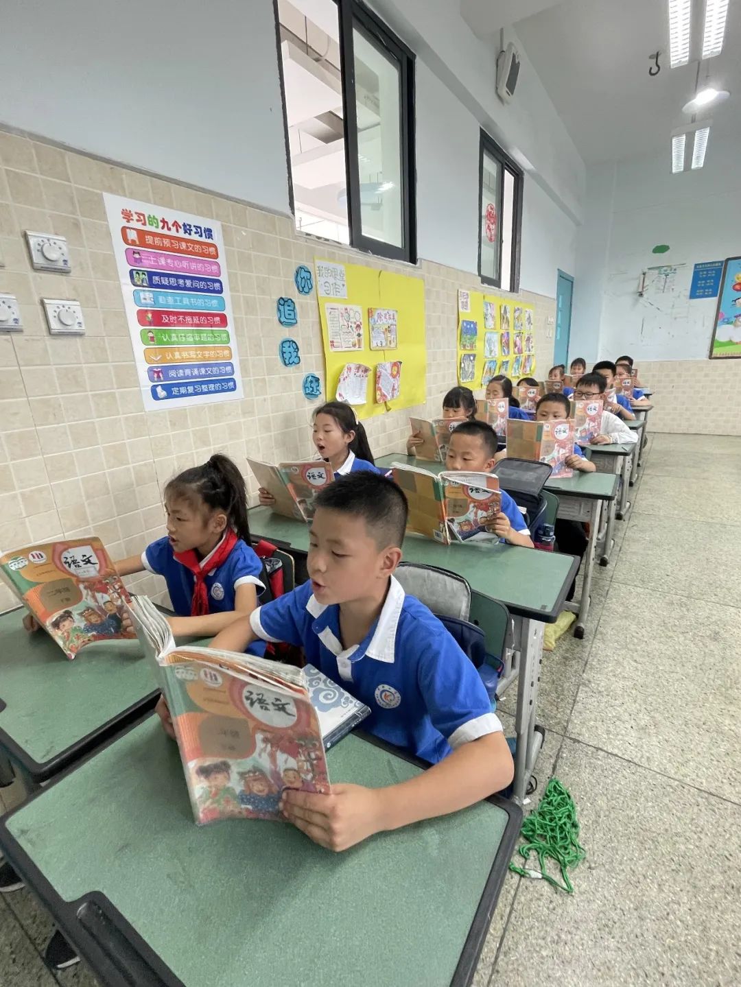 让阅读成为习惯 借书香助我成长｜走进双流区棠湖小学二年级十班