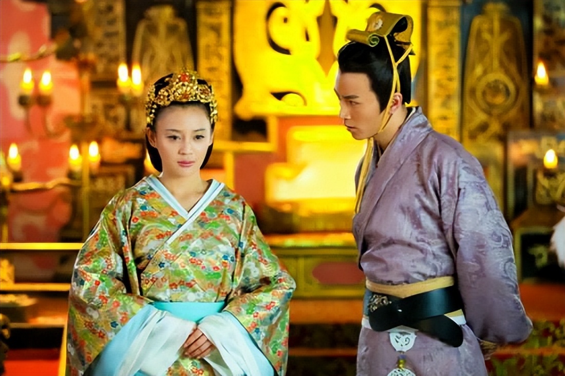 同样是演“虞姬”，袁珊珊垫底，李依晓清冷，张国荣成经典