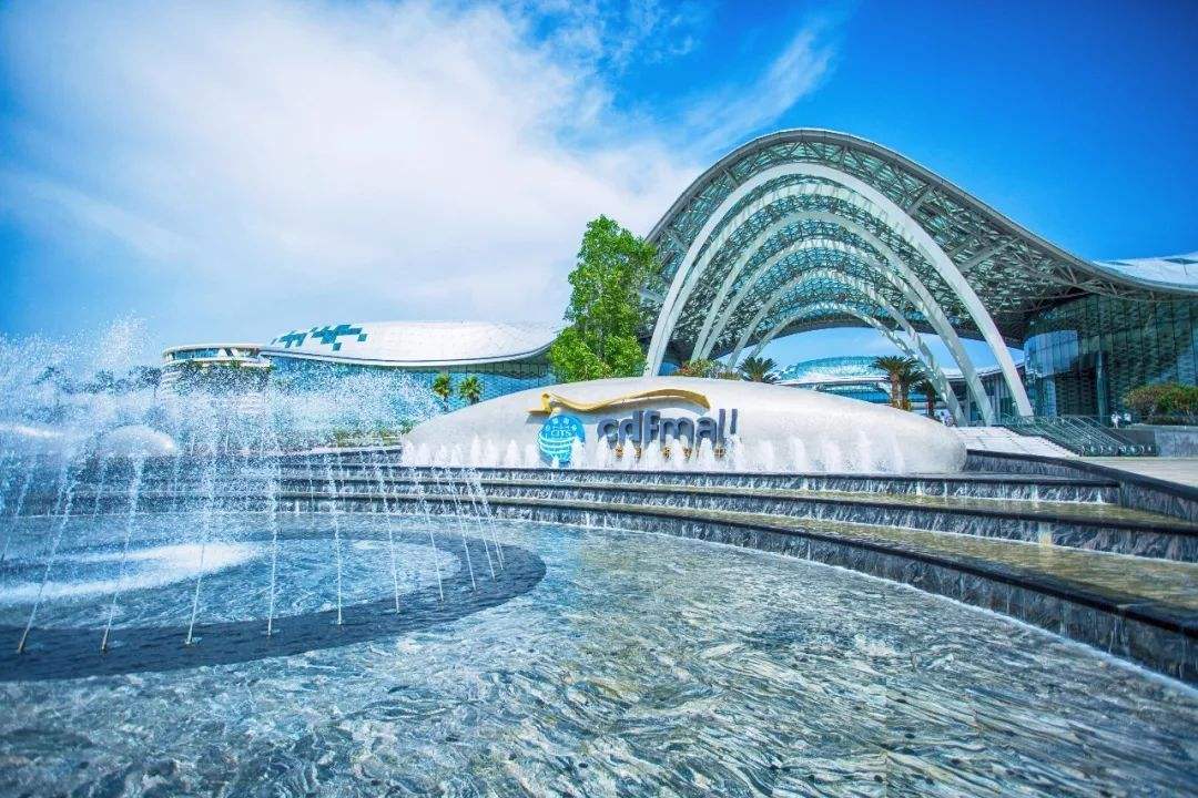 海南离岛免税优惠多日均销售额超15亿元