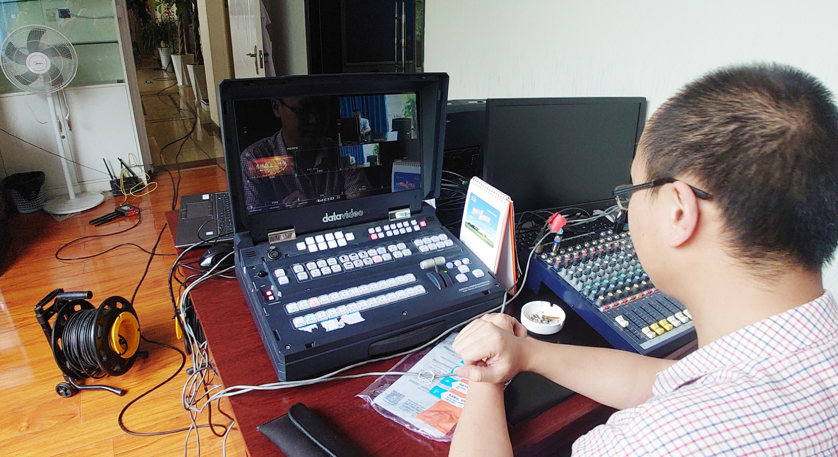 乐山市精神卫生中心：公立医院直播一样可以有“味”、有“料”