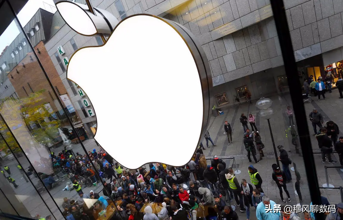 iPhone11ProMax有点吓人，512G从12699掉到4678，捡大便宜了