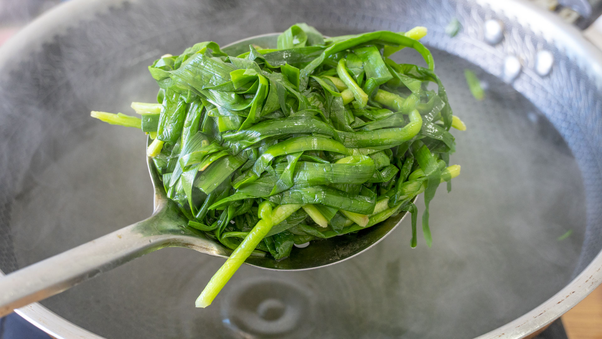 陽春3月，飲食宜“多素少肉”，建議吃6道當季菜，清淡鮮美又潤燥