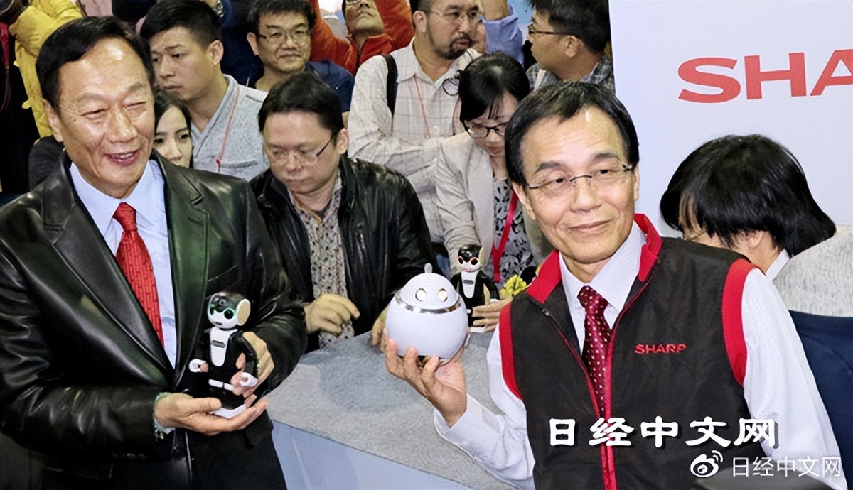 夏普收购面板工厂令人费解，鸿海要淡出？