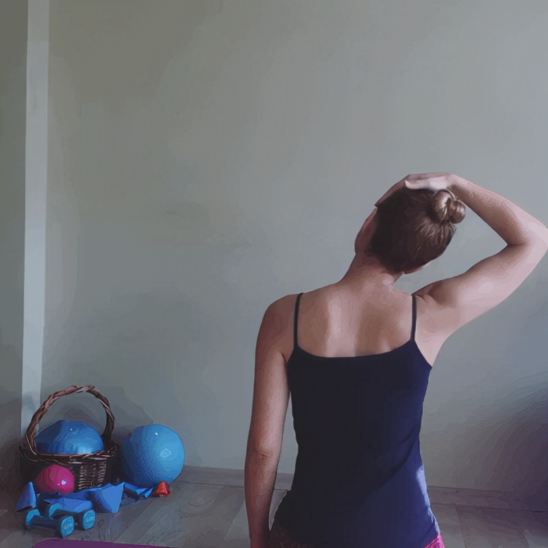 想拥有子枫妹妹同款的直角肩嘛？斜方肌还会越来越大？