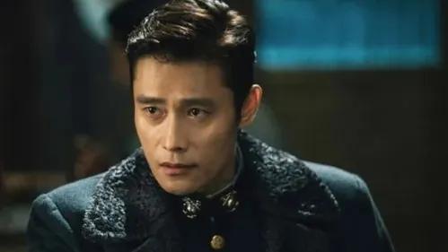 韩国最完美男人李秉宪：丑闻惹怒宋慧乔，演技多好人品就有多渣