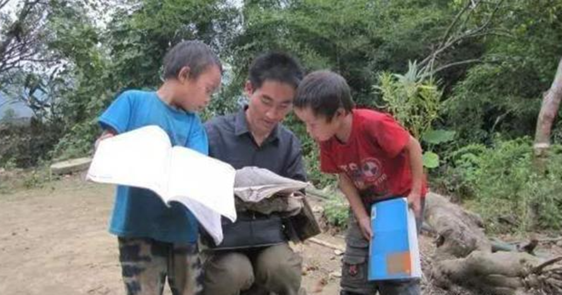 2008年，“贵州孝子”刘秀祥背着母亲上大学，如今怎么样了？