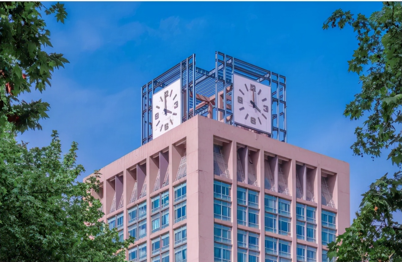 高颜值！陕西这所高校位于特大城市，占地4300亩！网友：风景绝美