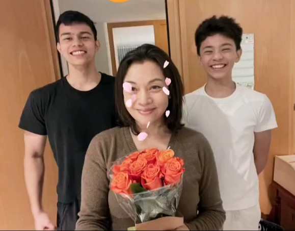 57��ʷ���븻���Ϲ����кȾƣ����Ͻ�������ˣ���Ѫ���ӳ���̫˧