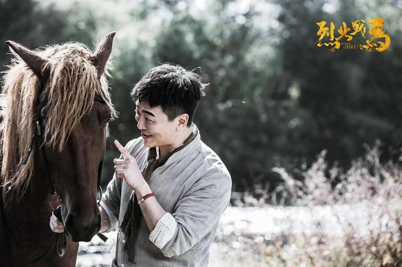 上马龙，下马虎！吴樾驾驭《烈火战马》这三场大战太刚了