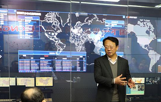 清华大学迎来新校长，网友质疑其科研水平：为啥不是院士担任？