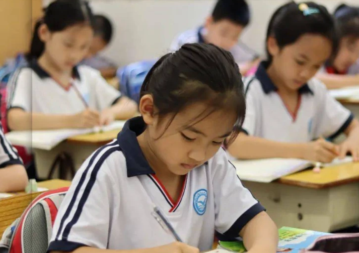 教育部出新规：将推行优质教师轮岗制，“一校定终身”现象被打破