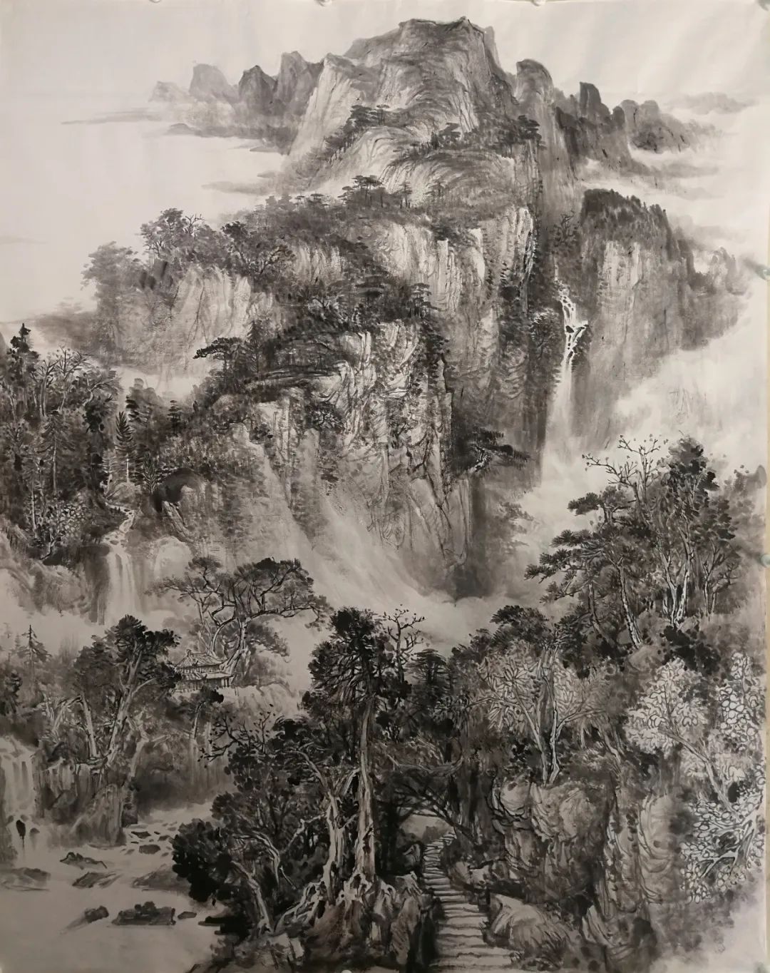 墨映山川——读陈桂南山水画