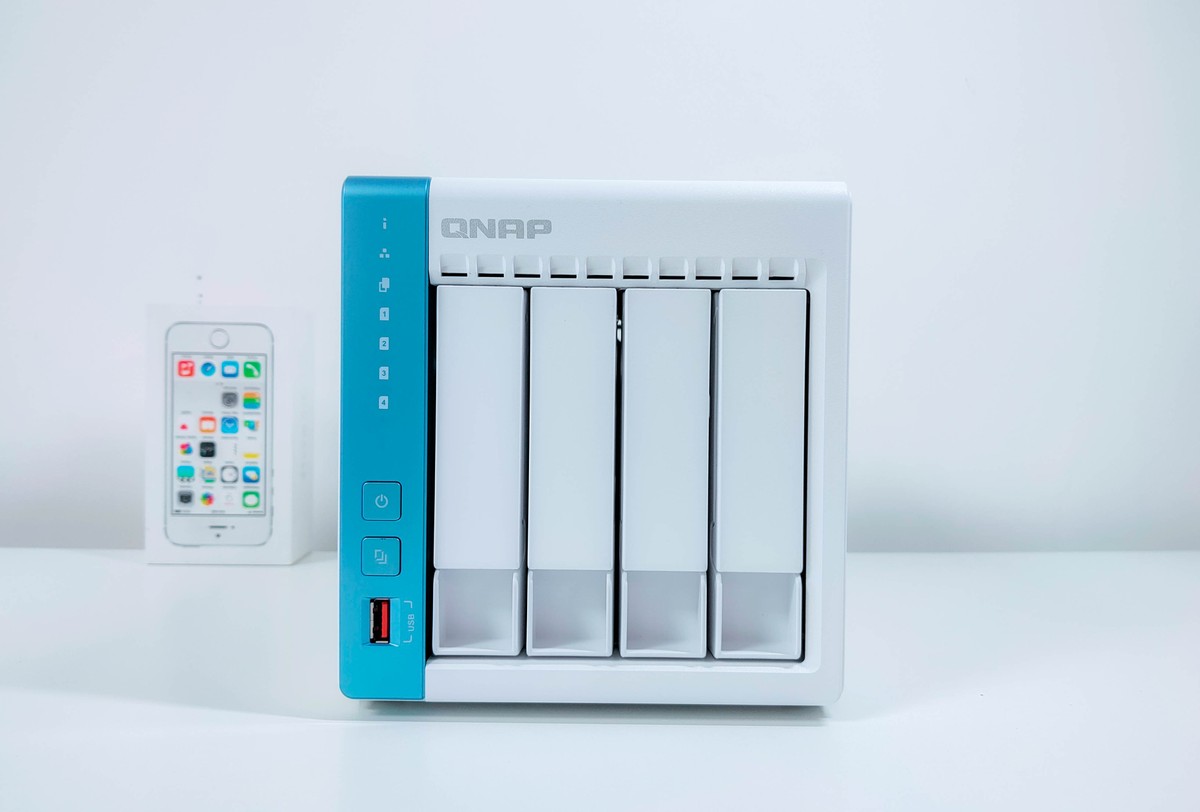 云盘也能做本地存储，威联通TS-462C评测：家庭数据中枢