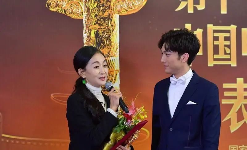 年过40还未嫁的10位女星：多人情史丰富，最小43岁最大者已达58岁