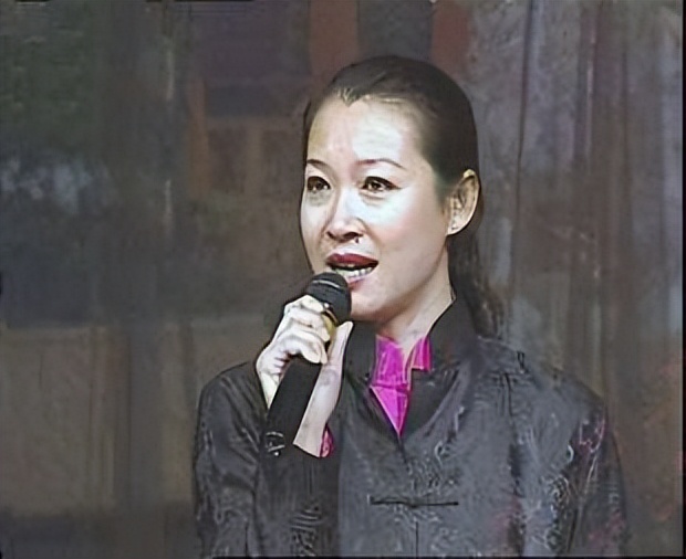 赵本山前妻葛淑珍:打零工将女儿抚养成人,靠魄力成就一番事业