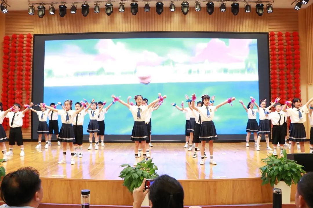 彭镇小学第十四届校园艺术节节目海选暨文艺展演活动如火如荼进行
