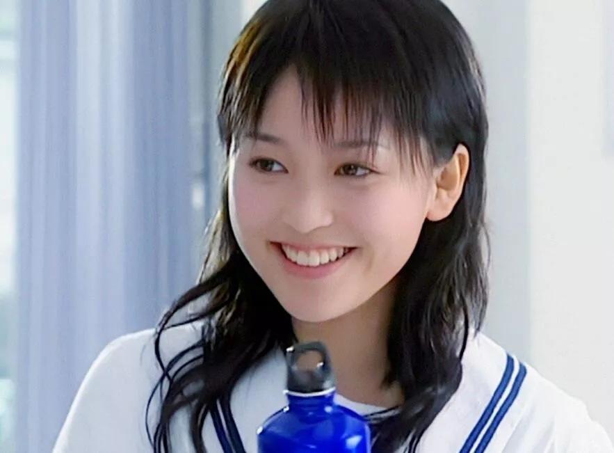 十八岁的天空:校霸石延枫与校花蓝菲琳,狗血剧情老套却又真实