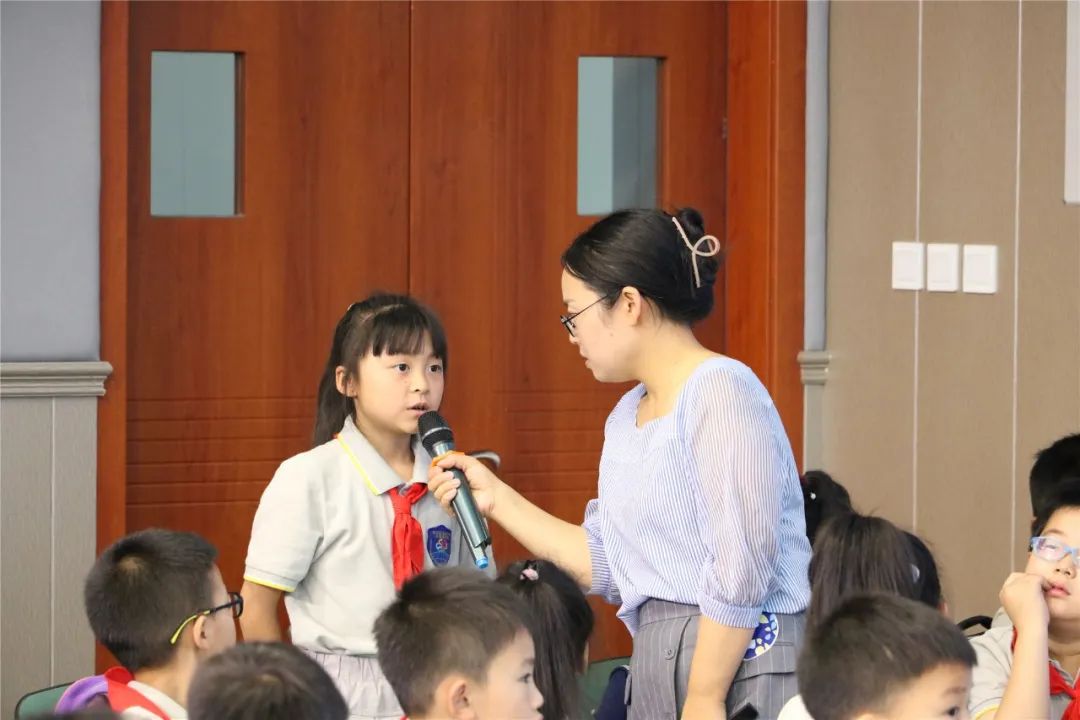 双流区第八届中小学班主任技能大赛在实验小学外国语学校如期举行