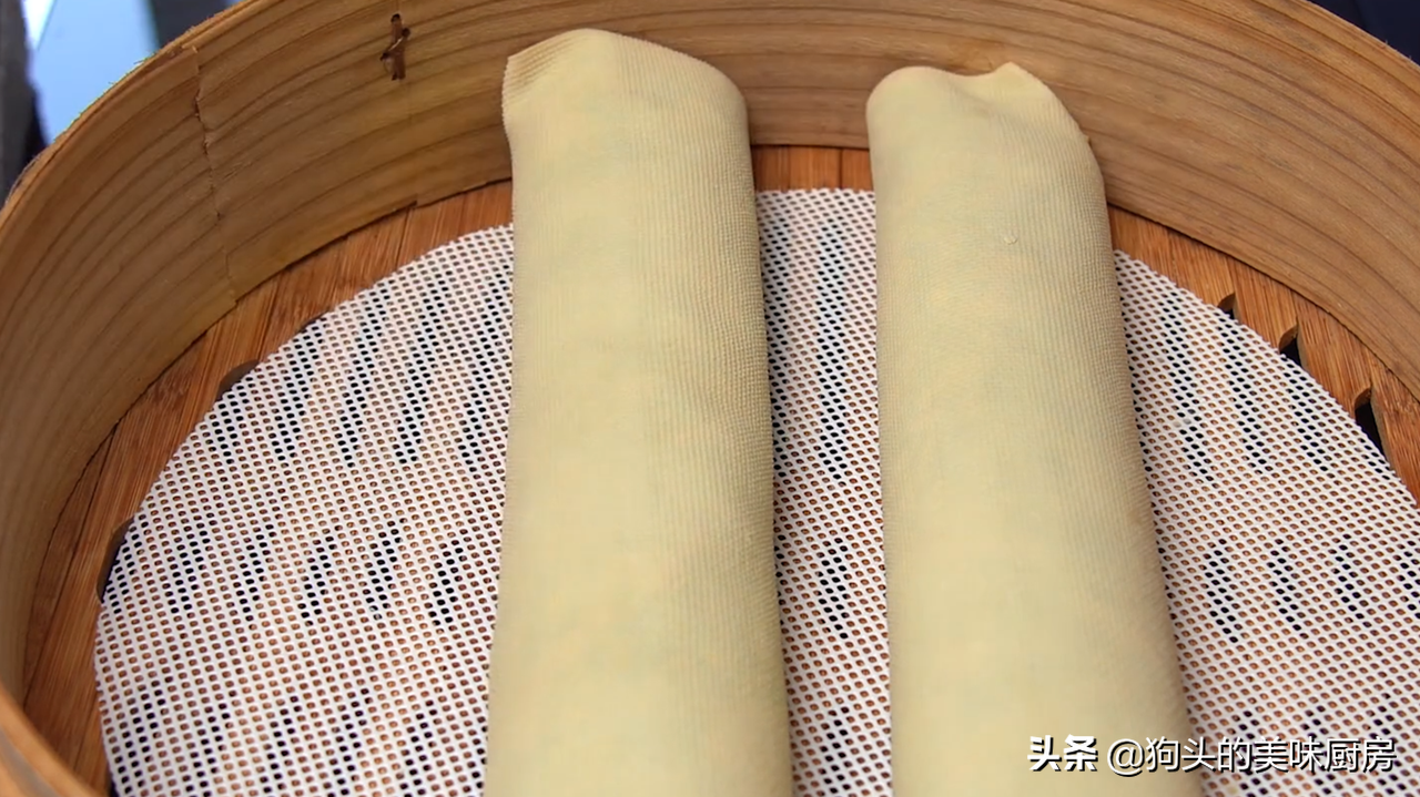孩子不吃菠菜的试试这菜卷，3种食材一起，营养美味，不加肉也香