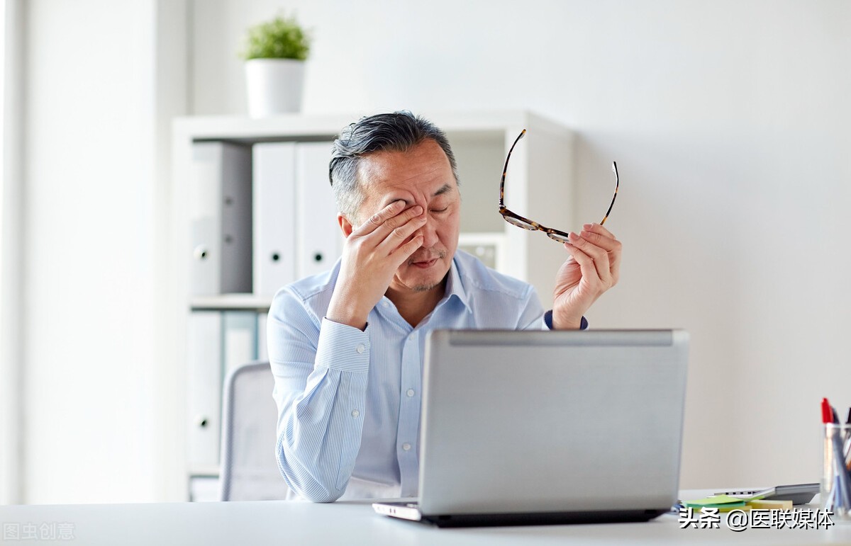上了年纪，白内障和老花眼你更担心哪个？预防要避开这4件事