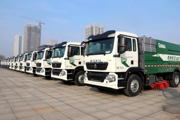 新春捷報！中國重汽環衛車批量交付