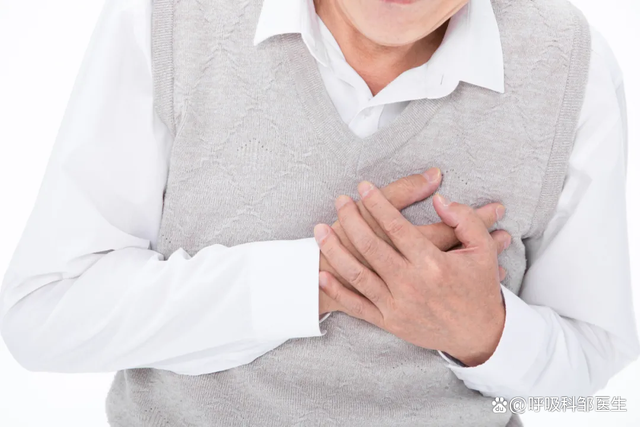 肺源性呼吸困难根据临床表现可分为:(1)吸气性呼吸困难:特点为吸气