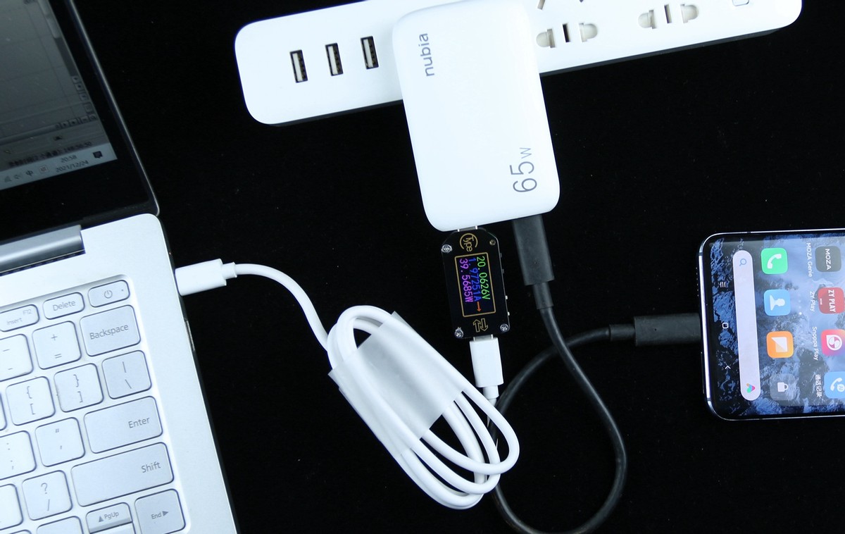 跑步进入全民快充时代——努比亚大白65W超薄氮化镓充电器实测
