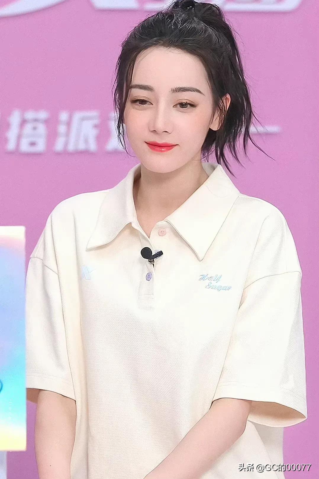 明星图片迪丽热巴特步