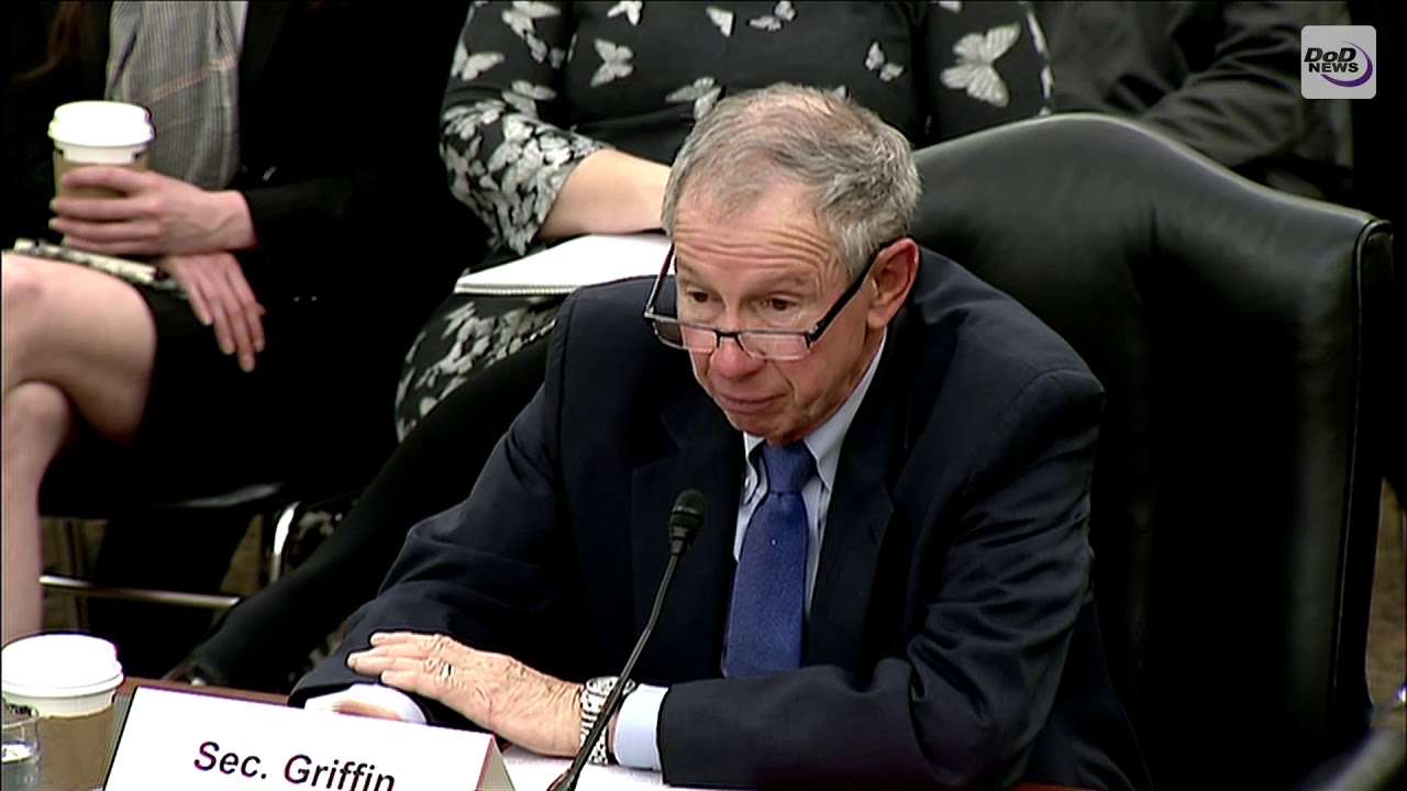 ����ǰ���������й��н�ά������������������ܸɵ�����һ�Һ�ĸ