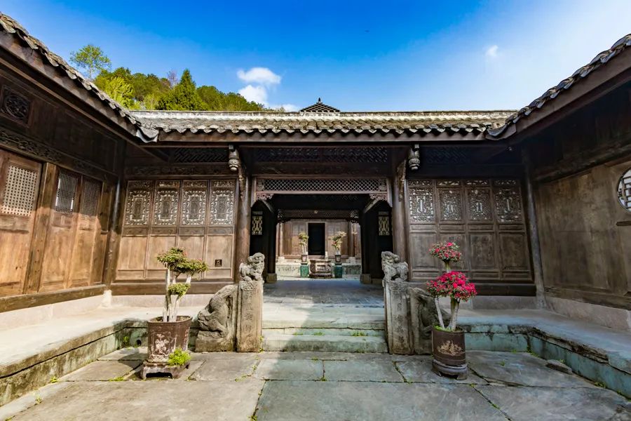 春日里的傳奇古鎮(zhèn)，藏著您心中的詩(shī)與遠(yuǎn)方~