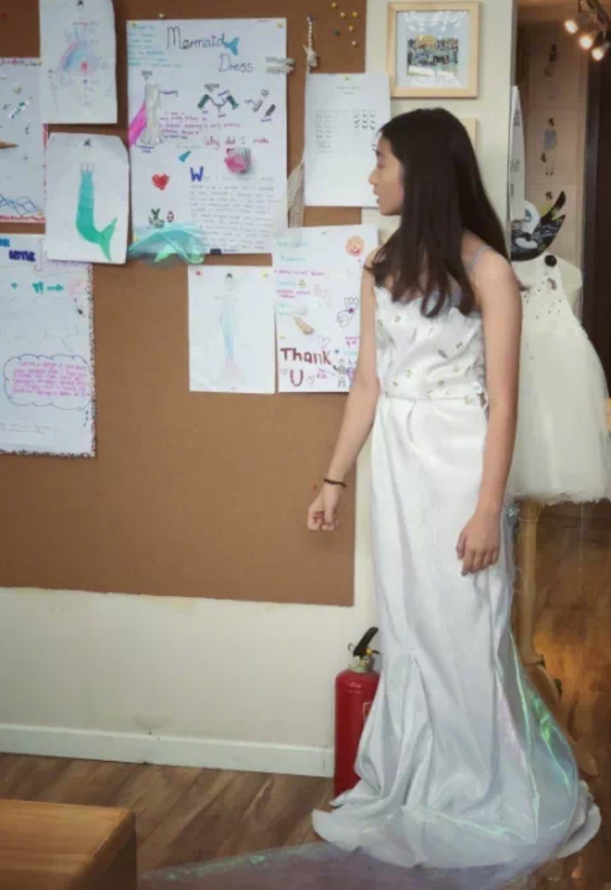 黄磊为女儿进圈铺路？黄多多配音拍戏演话剧，但总是少了点灵气？