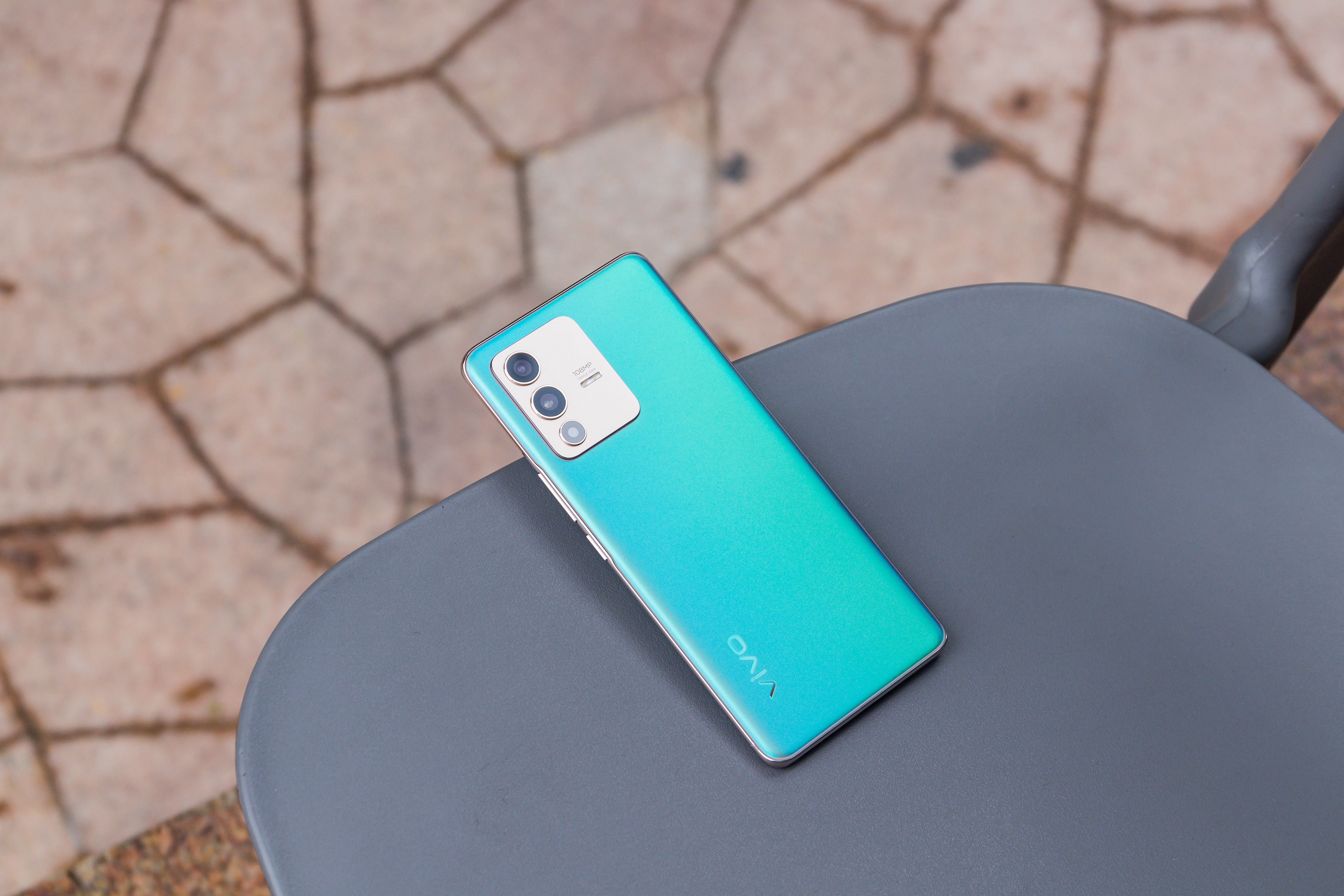 vivo S12 Pro上手：转行的第一款作品也可以如此成熟