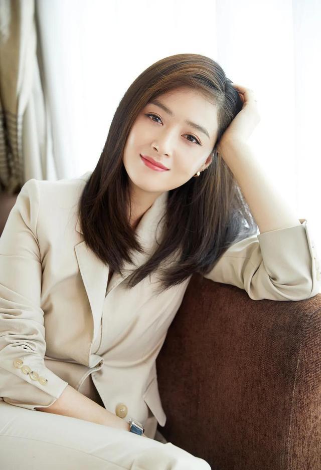 女星衣品—蒋欣（七）