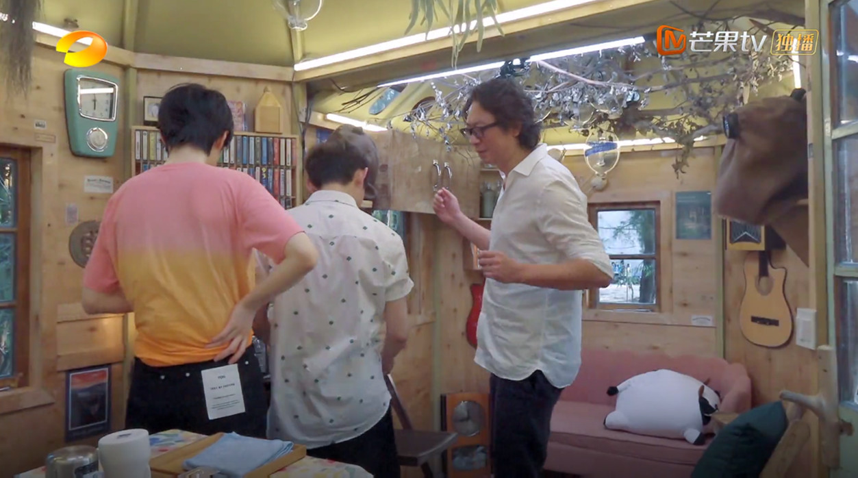 感谢“怪人”许知远，给《向往的生活》打开了另一种模式