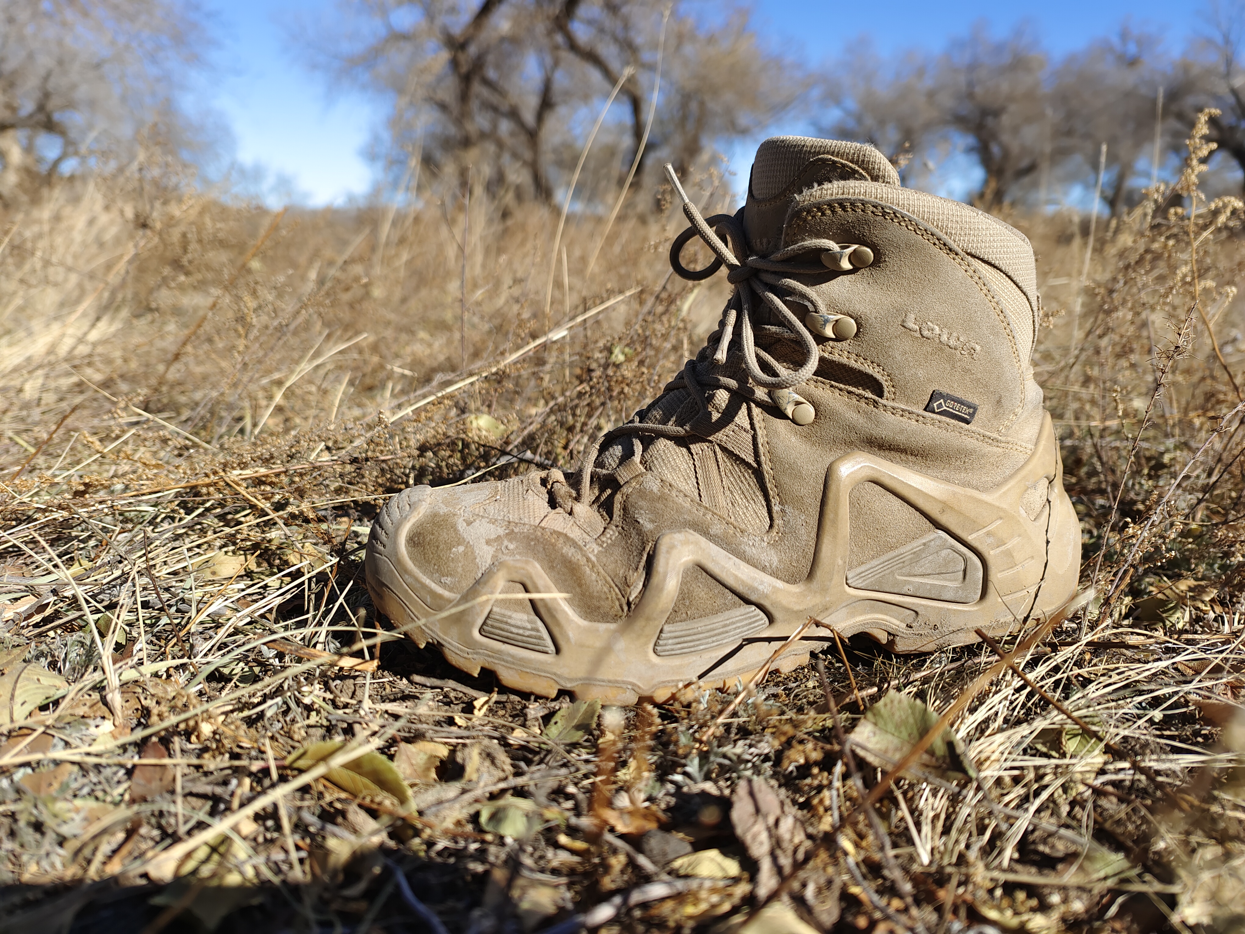 部队军靴什么牌子好(更多的选择 lowa zephyr 多彩军靴) - 114货源网