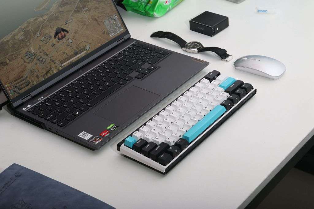 杜伽K330W Plus三模机械键盘，指尖跳动，客制化颜值担当