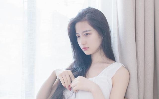 女生吊着你玩的特征，看这四个方面就可分辨