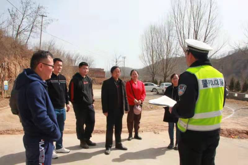 铜川公安交警进驾校 安全从“起步”开始