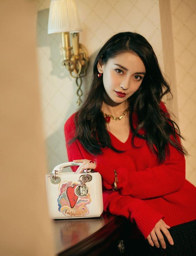 红色毛衣=过年必备(过年穿红色毛衣)