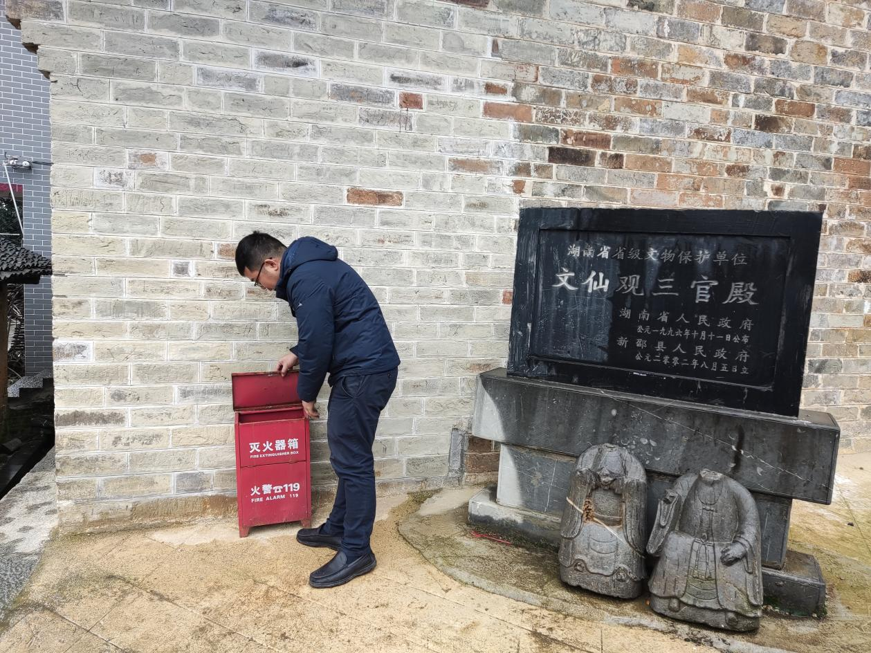 新邵县巨口铺镇开展宗教活动场所疫情防控和安全生产工作