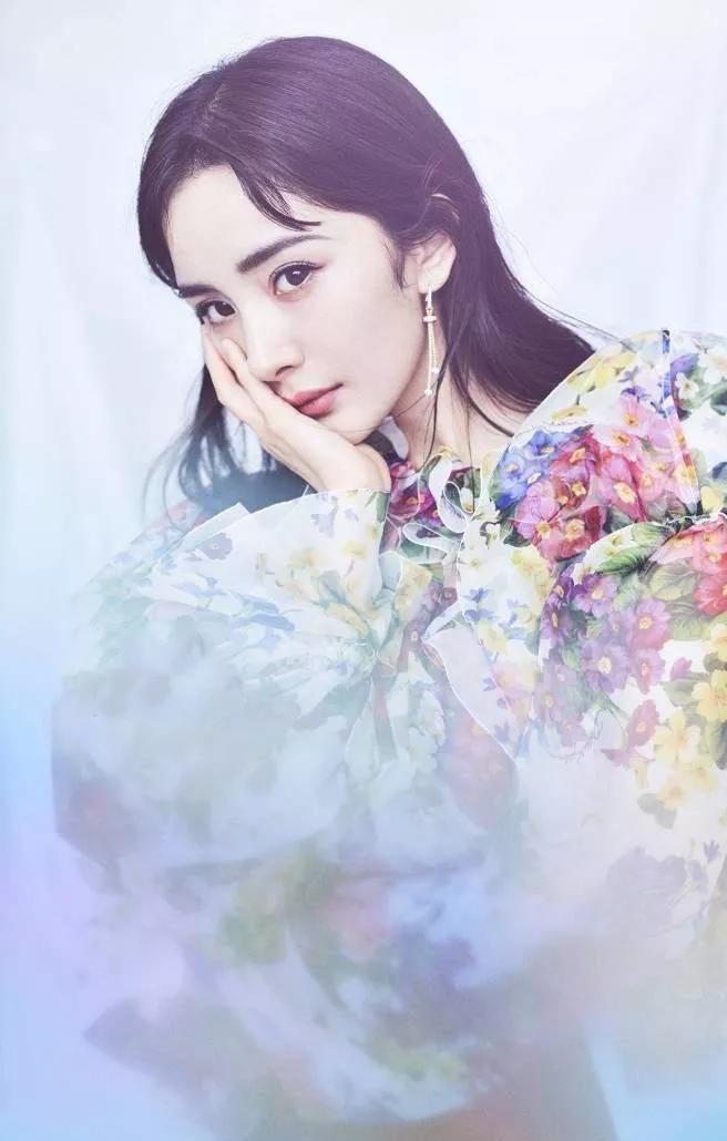 女星媲美，谁能更胜一筹