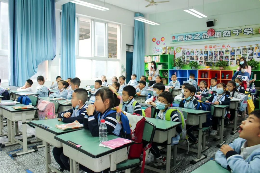 快乐衔接 共赴美好｜华阳实验小学积极认真做好科学幼小衔接活动