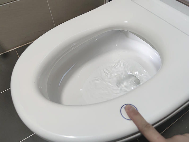 小米有品推出懒人马桶！双重抗菌，告别臭味尴尬