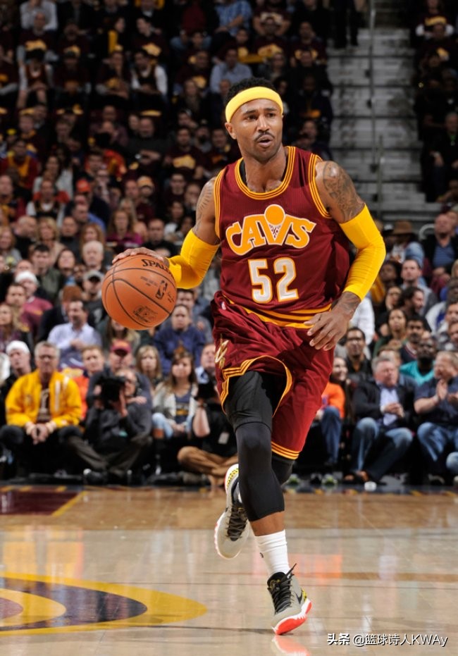 莫威廉姆斯全明星(小莫15年职业生涯签了5份合同,詹姆斯曾经唯一的全